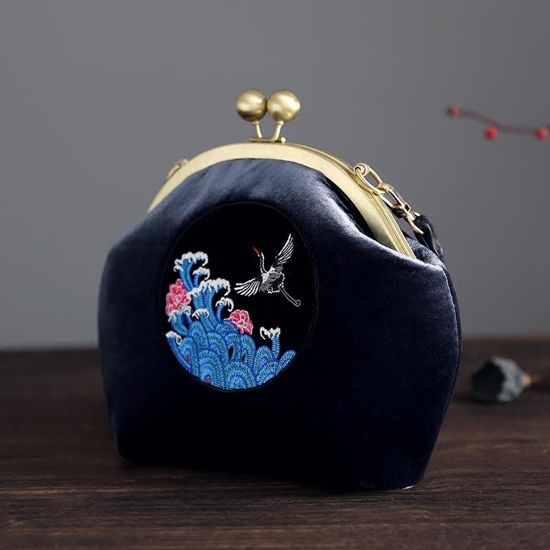 ハンドバッグ 小さめ ミニ レディース レトロ 鶴 刺繍 ディナー パーティー 結婚式 ベルベット チャイナ風 おしゃれ ダークグレー がま口｜フロントップ店