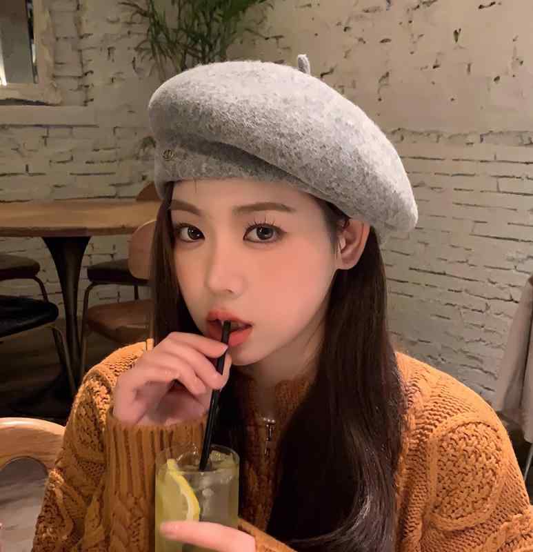 ベレー帽 レディース 秋冬 帽子 ウール ニット 韓国 防寒 暖かい 大きめ 小顔効果 旅行 ショッピング お呼ばれ シンプル おしゃれ カジュアル レトロ 無地 グレー 白 黒