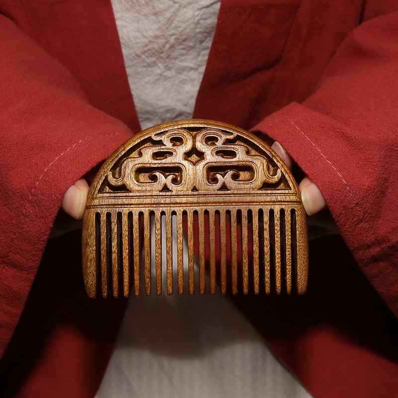 櫛 木製 くし コーム ヘアケア 母の日 プレゼント 女性 チャイナ風 シンプル 彫刻 頭皮 マッサージ ブラッシング 持ち運び おしゃれ 上品