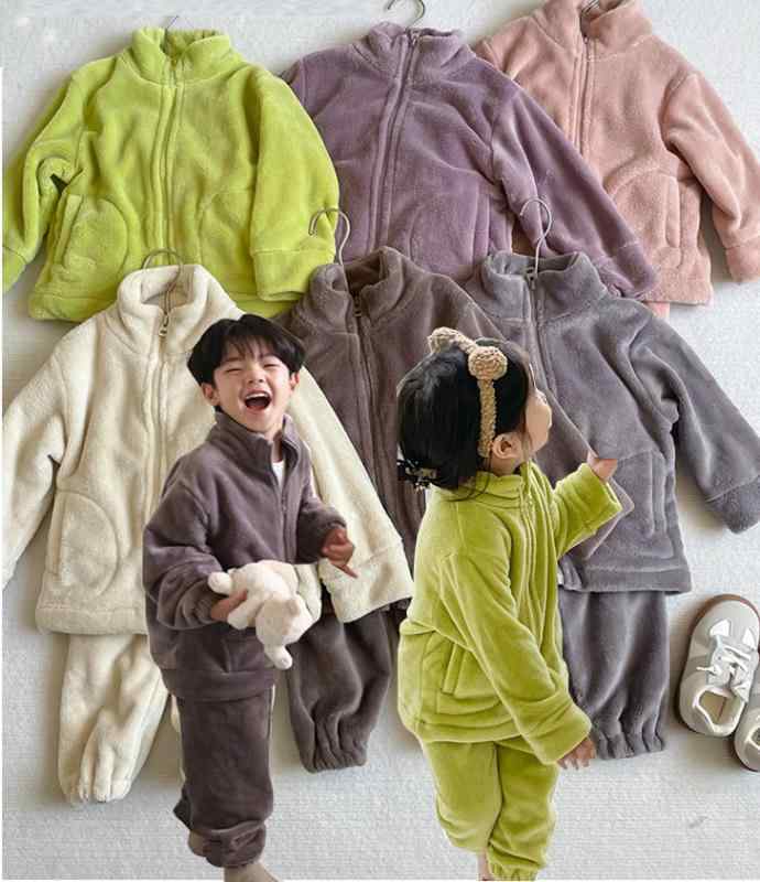 キッズ パジャマ 男の子 韓国 秋冬 厚手 子供 ホーム ルームウェア 上下セット 起毛 ウール モコモコ 暖かい やわらか 茶 紫 緑