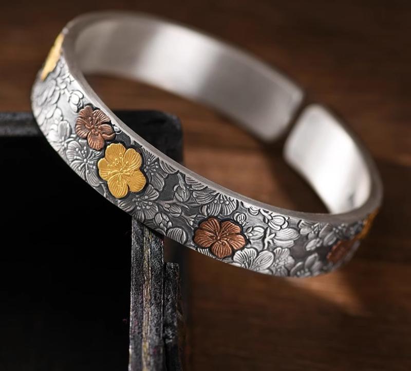 バングル レディース アクセサリー ブレスレット シルバー999 手彫り エスニック レトロ おしゃれ ゴールド 銅 桃 花柄 プレゼント