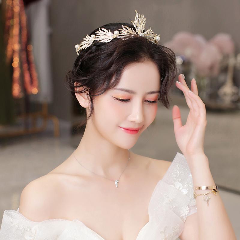髪飾り 結婚式 ウェディング ブライダル 花嫁 新婦 大人 上品 エレガント レディース ヘアアクセサリー ティアラ キラキラ 合金 韓国 ゴールド