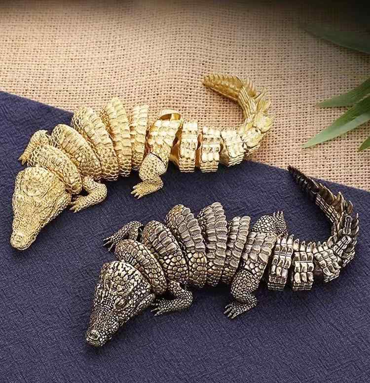 インテリア 雑貨 真鍮 置物 動物 ワニ フォーチュン 装飾品 卓上 オーナメント 本棚 ポーチ 工芸 おしゃれ レトロ シルバー ゴールド ギフト
