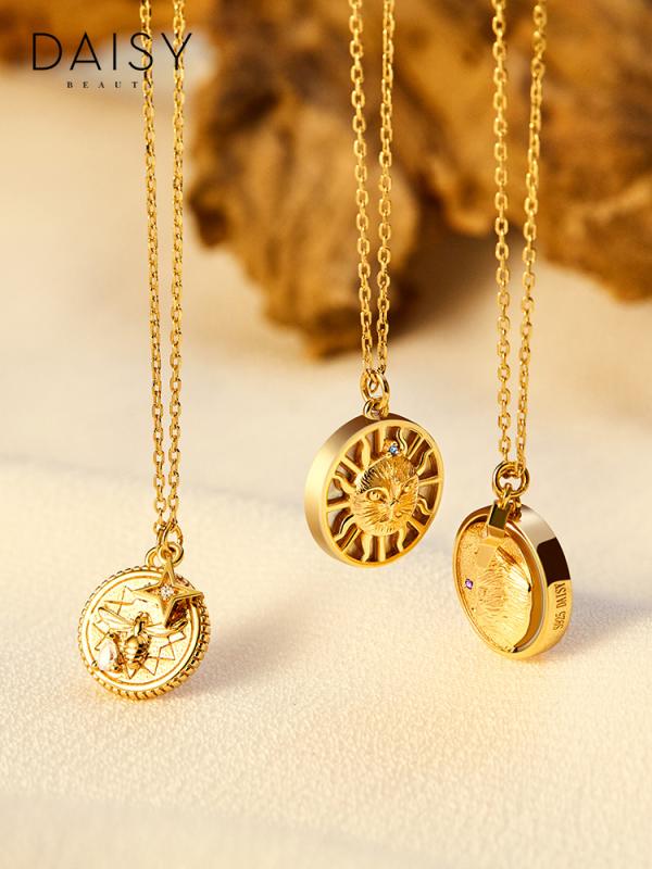 ねこ ネックレス ペンダント かわいい レディース チェーン スターリングシルバー 925 K18 ゴールド メッキ ジルコン コイン 象眼細工 鎖骨 シンプル ラグジュアリー アクセサリー 普段使い 誕生日 母の日 プレゼント 蜂 太陽 月