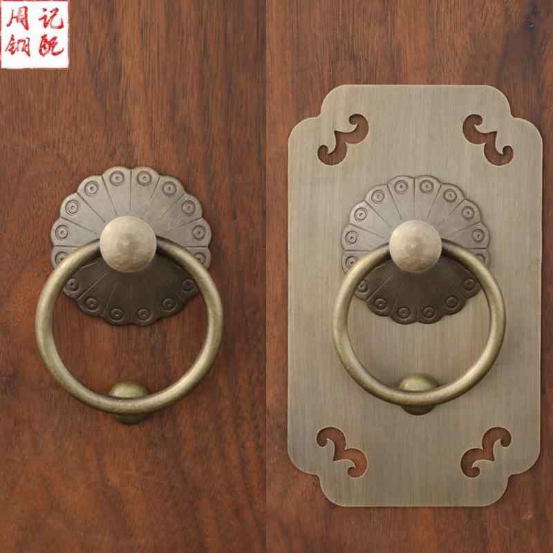 部屋の入り口ラッパー 金管楽器 銅 受け取り人 撃ち当てる 手持ち部分 輪っか ノッブ 部屋の入り口 部屋の入り口 扉 抽き出し 調度品 棚 押し入れ 引っ掛かり 今めかしい 室内装飾 雑貨 飾りつけ かざり付ける DIY リメイク 取りつくろう 取り替えっこ 金具 鉄器 部分品 レトロ 中国風 分かりやすい ブロンズ 真四角
