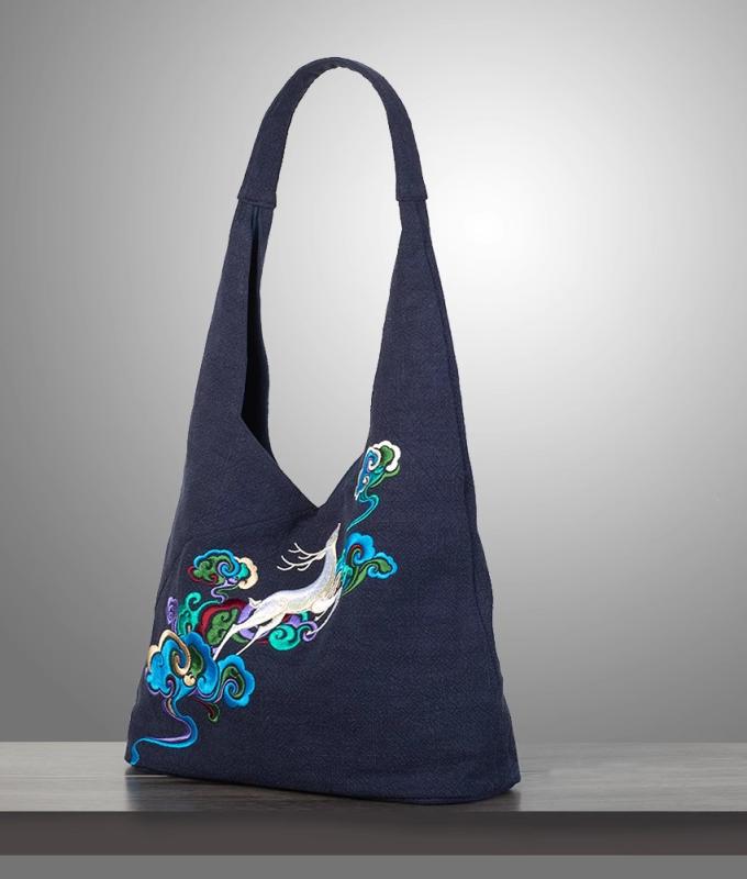 ショルダーバック 中国風 大容量 キャンバス トート バッグ 斜め掛け カバン 刺繍 母の日 プレゼント 個性的 カジュアル 黒 青 雲 鹿