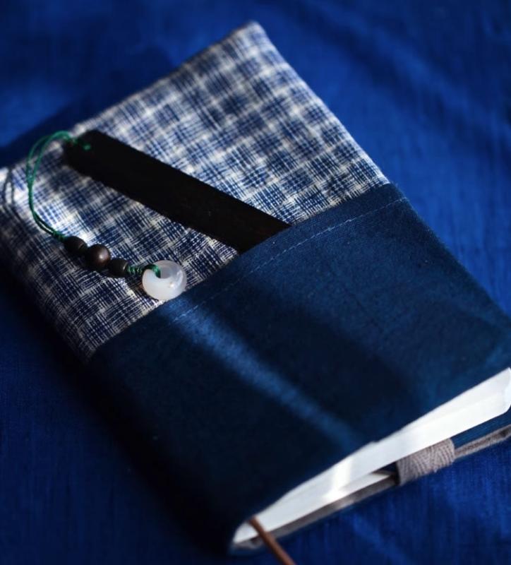 ブックカバー 文庫 布製 おしゃれ ハンドメイド ノート 日記 手帳 家計簿 メモ 読書 持ち運び シンプル カジュアル レトロ チェック 青