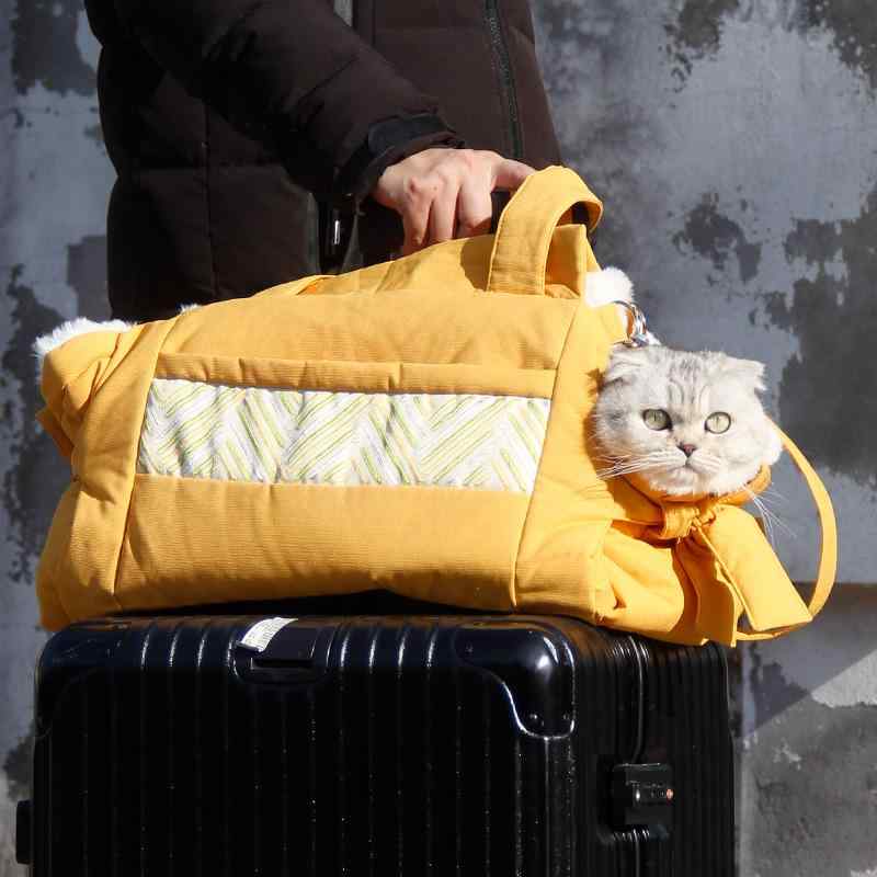 猫 民族大移動 御徒面子 愛玩動物設備 出かける 旅する 小型犬 肩かけ 肩先 手提げ 秋冬 生あたたかい もこもこ 保温 洗い濯ぎ能力のある 名取り草 カーキ 黄