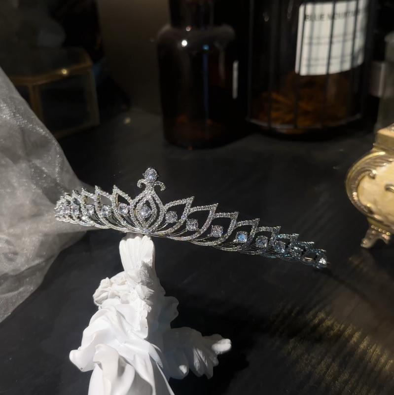 ティアラ キッズ 御嬢さん 連合王国風  酸化ジルコニウム 手作り ジャケット冠 カチューシャ 告げ知らせる会 一こま でき事 お姫様 髪の毛添え物