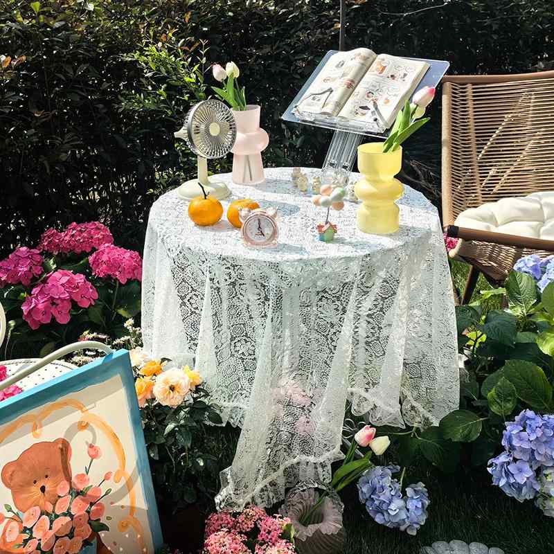 テーブルクロス レース 花柄 フリル エレガント おしゃれ アメリカン カントリー風 防塵 傷防止 食卓カバー ダイニング キッチン レトロ インテリア 新生活 模様替え 白