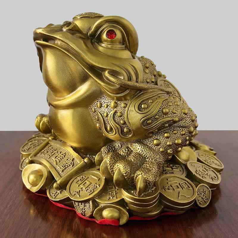 カエル 置物 銅 縁起物 風水 玄関 リビング 3本足 ヒキガエル 三本脚蛙 北斗七星 八掛 オブジェ インテリア アイテム 装飾品 卓上 幸運 金運 開運 財運 祈願 開店祝い お店 店舗 ショップ オフィス 商売繁盛 ギフト ゴールド 紫銅色