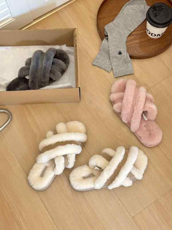 室内履き レディース サンダル 韓国 スリッパ クロス ふわふわ 秋冬 ルームシューズ シンプル フラットヒール かわいい グレー 茶色 ピンク 5,763円
