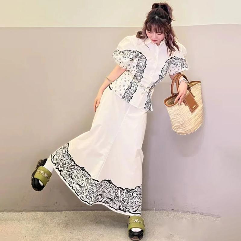 ペイズリー柄 ティーシャツ 刷り上げる パフ衣袂 綿 トップス スコート 韓国 分かりやすい 心地好い 普段使い走り 今めかしい おでかけ 白 半袖 太陽面爆発 ロング