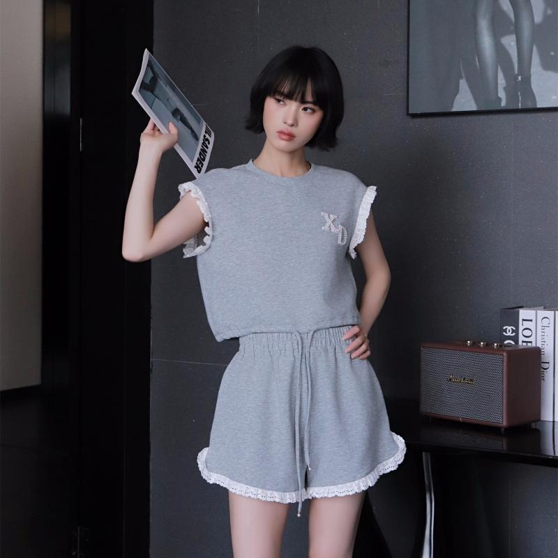 セットアップ レディース ロゴ グレー フリル ノースリーブ ショートパンツ 夏｜フロントップ店