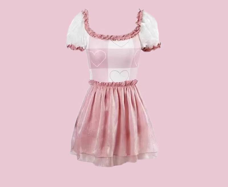水着 レディース 大人 ワンピース スクエアネック 半袖 フリル インナーパンツ 夏 プール ビーチ リゾート 旅行 ハート ピンク 黒