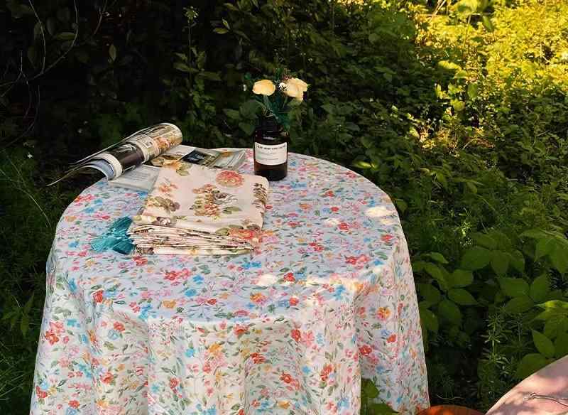 テーブルクロス レトロ カントリー調 花柄 タッセル 綿 レース シンプル ナチュラル おしゃれ インテリア 柔らかい 装飾 リビング パーティー スクエア