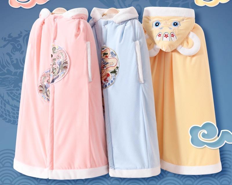 ケープ ベビー 赤ちゃん お出かけ 防寒 暖かい かわいい キッズ 冬 秋 防風 伸縮 手 フード アニマル 厚手