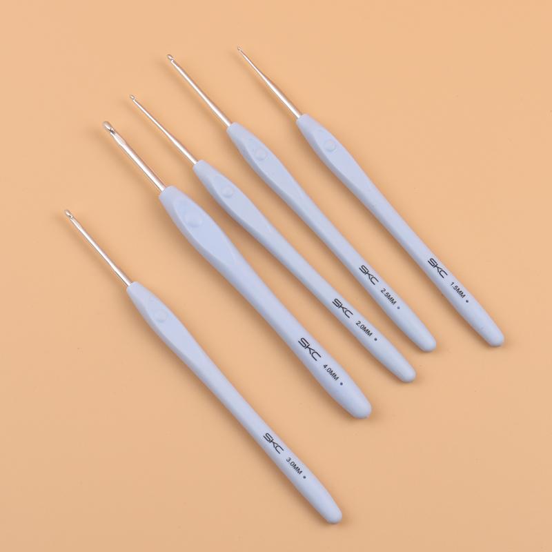 かぎ針 クロシェ 編み物 ツール 道具 ソフトハンドル ハンドメイド DIY 手編み 毛糸 手芸用品 編み棒 小物 雑貨 ミセス マダム プレゼント シンプル おしゃれ 青