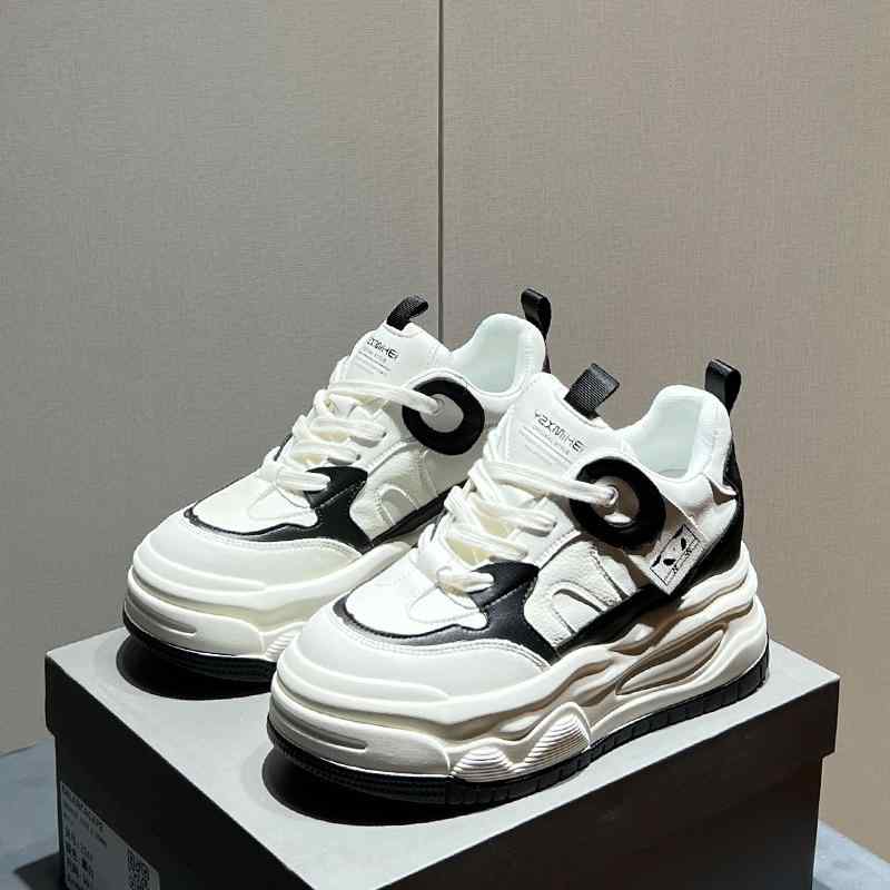 スニーカー レディース おしゃれ カジュアル 厚底 インヒール 12cm 隠しヒール 小柄 春 シンプル 厚底シューズ