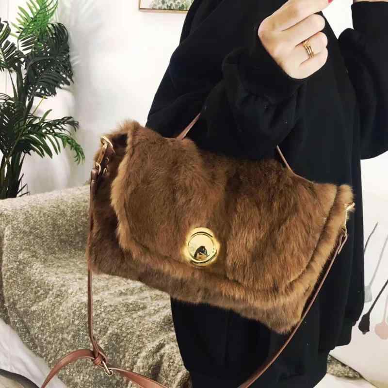 バッグ レディース 秋冬 ラビットファー ハンドバッグ ショルダーバッグ 斜めがけ トートバッグ シンプル おしゃれ 上品 ふわふわ 万能 ソフト 横型スクエア ファスナーポケット 普段使い お出かけ 通勤 鞄 黒 茶 緑 ピンク