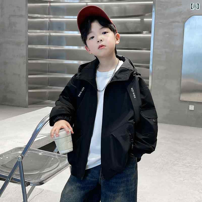 マウンテンパーカー 男の子 ジュニア キッズ フード付き ウィンドブレーカー ジャケット アウター ブルゾン 防風 撥水 軽量 ジップアップ 無地 アウトドア カジュアル 通学 普段使い 春秋