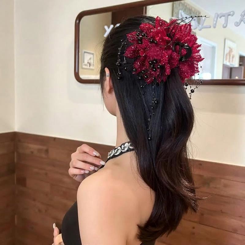 髪飾り レディース 女性用 牡丹 フリンジ フェザー 羽根 おしゃれ 上品 華やか バンスクリップ 髪留め ヘアアクセサリー まとめ髪 後ろ髪用 赤 黒
