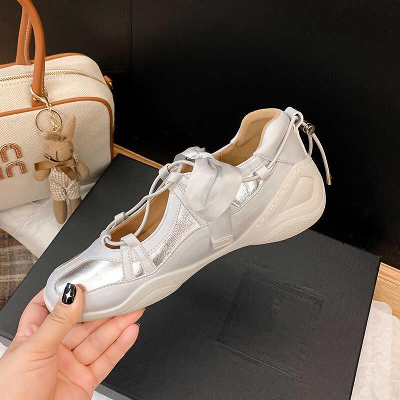パンプス レディース メリージェーン 牛皮 シュロの葉 つがい結び ジャーマントレーナー風 シークレットヒール はたご屋踵 ラウンドトゥ 浅履き ドローストリング 個人的特徴的 心地好い デイリー 普段使い走り 上滑り打ちきり 春夏