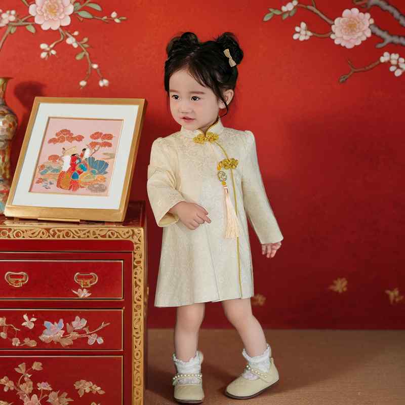 衣裳 お嬢さん ちびっ子用 もの言う花 キッズ 秋冬 裏起毛 唐装 中国風 民族御召しもの 瀬戸もの御召しもの 姫御前御召しもの 姫系  今めかしい 普段使い走り お出かけ フォーマル 御祝い