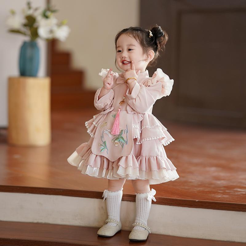 衣裳 お嬢さん もの言う花 キッズ 1歳 生まれ落ちる日 誕生日 御召しもの 祝賀会 御祝い 姫御前 ロリータ 瀬戸もの風  中国風 民族御召しもの さくら色 長袖 秋冬