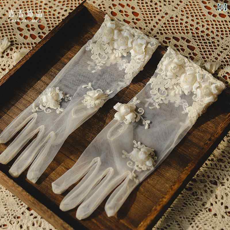 手袋 レディース 花嫁 ショート レース グローブ ブライダル ウェディング ハンドメイド 手作り 森ガール 花びら 結婚式 パーティー ドレス 撮影 小物 アクセサリー アイボリー