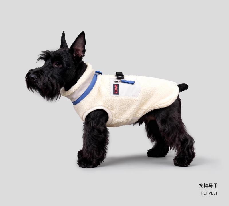 犬用ウェア 小型犬 トイプードル シュナウザー ウエスティ ベスト チョッキ フリース 保温 防寒 暖かい カジュアル 秋冬春 アイボリー ミントグリーン ブラウン