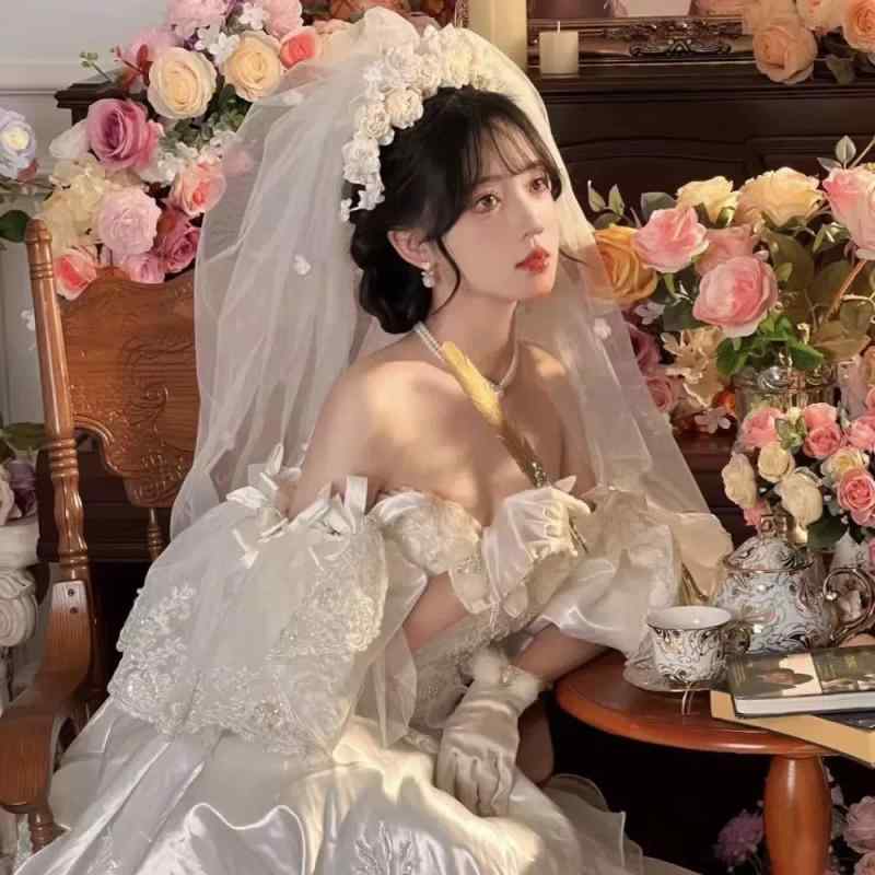 ベール レディース ウェディング 結婚式 ブライダル 花嫁 フレンチレトロ ローズフラワー チュール ハンドメイドパール シンプル フェミニン ショート丈 オフホワイト 前撮り 披露宴