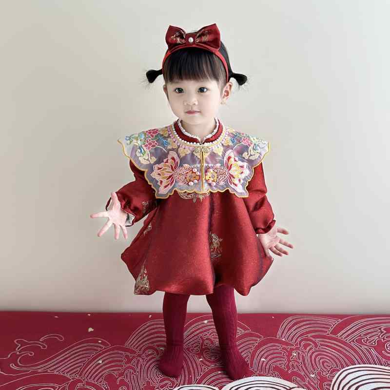 衣裳 もの言う花 御嬢さん 赤 秋冬 1歳 生まれ落ちる日 選び取り 誕生日 瀬戸もの御召しもの お姫様御召しもの 礼服 フォーマル お祝い 中国風 中国風 ポリエステル