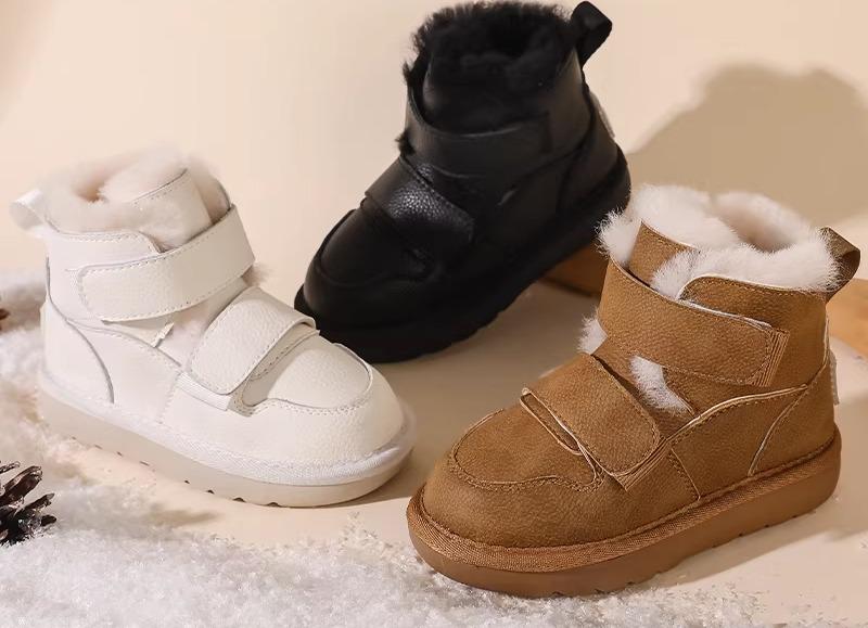 スノーブーツ キッズ 男の子 女の子 ムートン 裏起毛 厚手 防水 撥水 滑り止め 防寒 ミドル丈 ラウンドトゥ 冬 アウトドア 暖かい 普段使い クリーム色 黒 黄色 シンプル おしゃれ