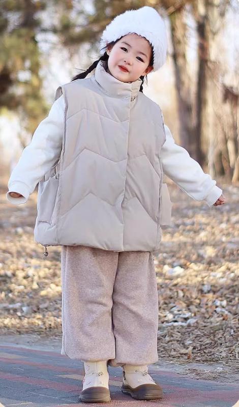 スノーブーツ キッズ 女の子 ベビー 裏起毛 厚手 防水 マイクロファイバーレザー ラバーソール ラウンドトゥ フラットヒール サイドジップ 冬 普段使い 暖かい アイボリー ピンク 花柄