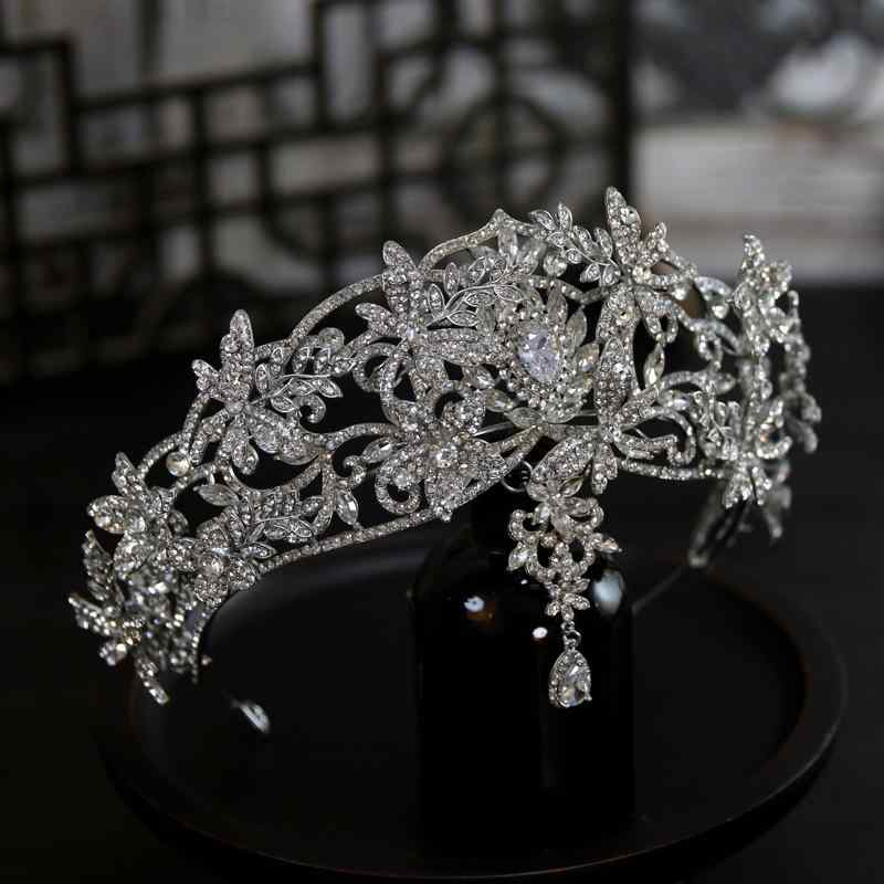 ティアラ レディース 王冠 ヘアアクセサリー 欧風 高級感 豪華 ダブルレイヤー 花 フラワー トンボ モチーフ ブライダル ウェディング 結婚式 ラインストーン クリスタル 電気メッキ加工 華やか シルバー クリア 春夏