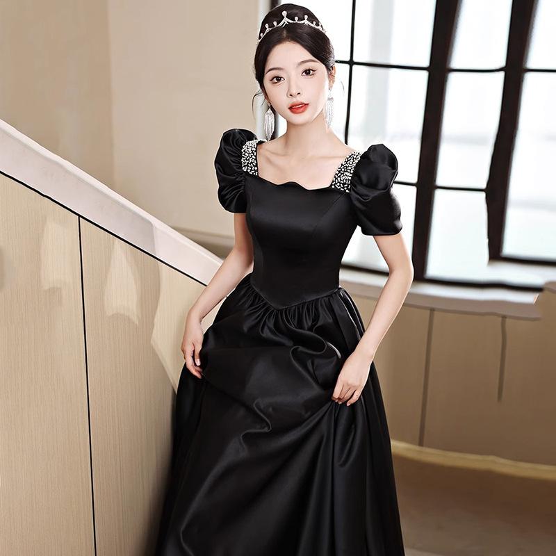 ドレス レディース 黒 春夏 シフォン サテン風 高級感 結婚式 披露宴 パーティー ワンピース フォーマル エレガント 大人 華やか Uネック 五分袖 Aライン ハイウエスト プリーツ 上品 マキシ丈 無地 フレア