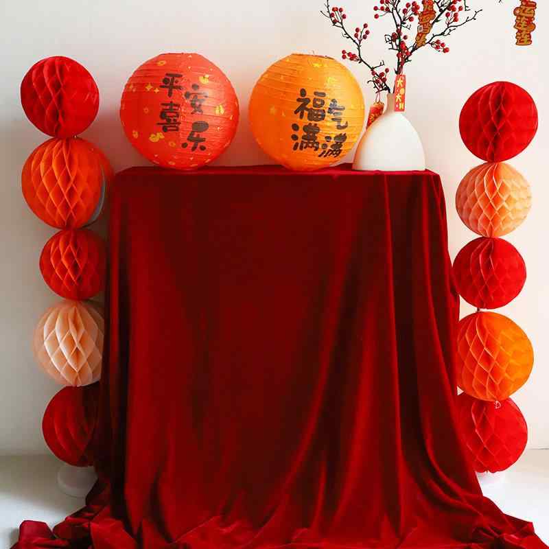 テーブルクロス 今めかしい 周囲の状況 布 赤 綿ネル パステル色の 新年 春節 お正月 出来事 かざり付ける 寄り合い 映画化 小道具 朦々たる 無地 見せびらかす 室内装飾 分かりやすい 矩形