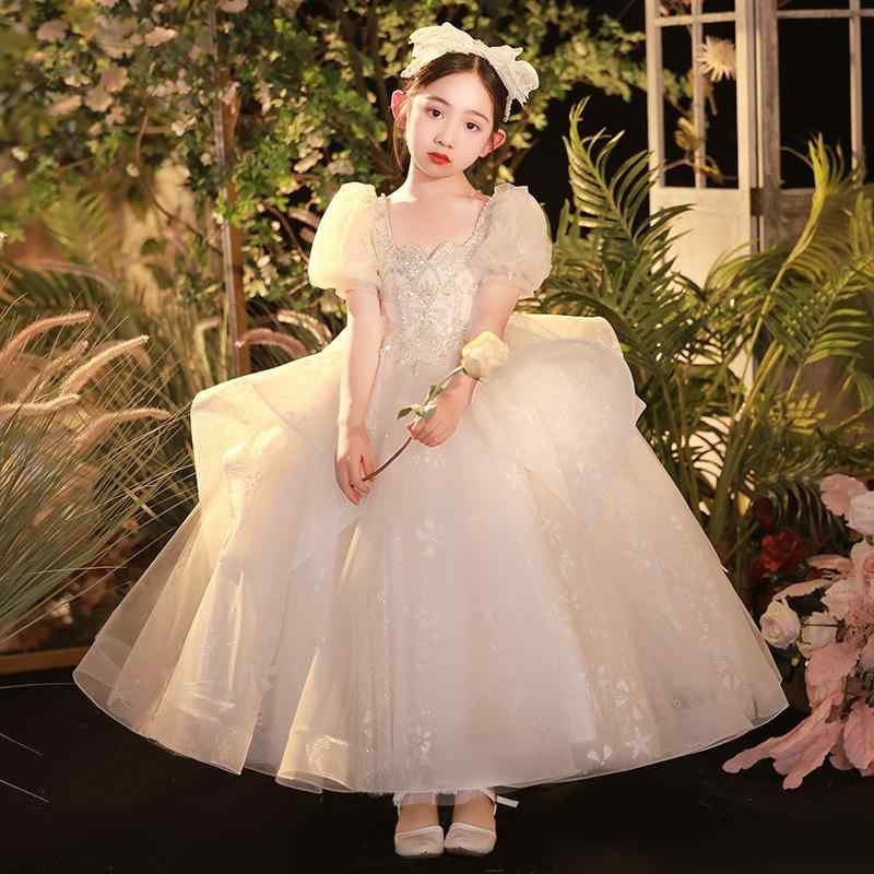 御召しもの うしろ帯 キッズ 赤ちゃん 衣装 チュールスカート 御姫様 告げ知らせる会 華燭の典 洋琴 フォーマル A伝達ルート 白いこと ふんわり 音の大きさ 春夏 アセテート衣料繊維 飛び切り感 可愛らしい 窈窕たる 真っすぐ感 晴れ晴れしい