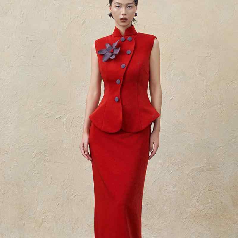 瀬戸ものお召しもの レディース 衣装 赤 ロング丈 御芽出度 交歓会 前撮り 着痩せ 御機嫌酉の方角 ノースリーブ ベアいの一番 人魚生産ライン 今めかしい 雅びやか 秋冬 晴れ晴れしい 好いたらしいめ 御前上等感 雅びやか 体型押しかぶせる