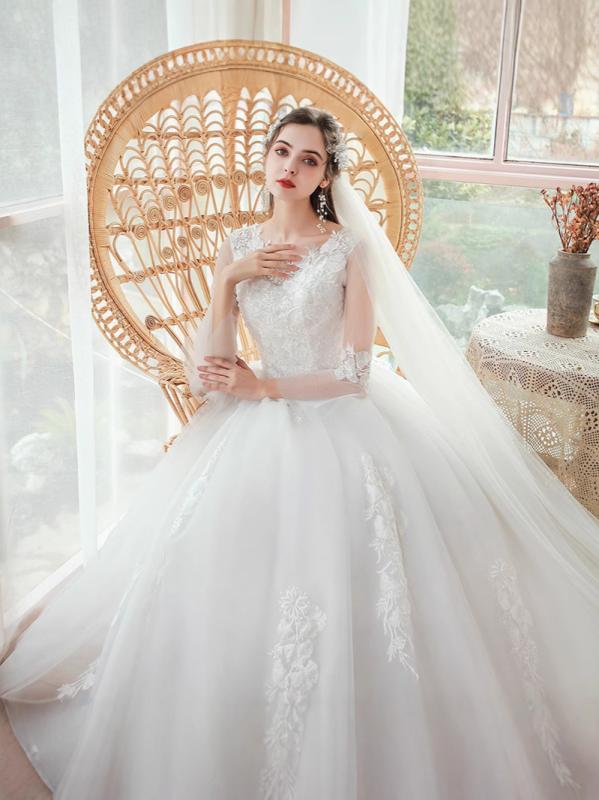ウェディングドレス レディース 花嫁 結婚式 披露宴 挙式 ホワイト レース オフショルダー 九分袖 プリンセスライン Aライン ロング丈 フロアレングス 大きいサイズ プラスサイズ 着痩せ エレガント 華やか 清楚 編み上げ