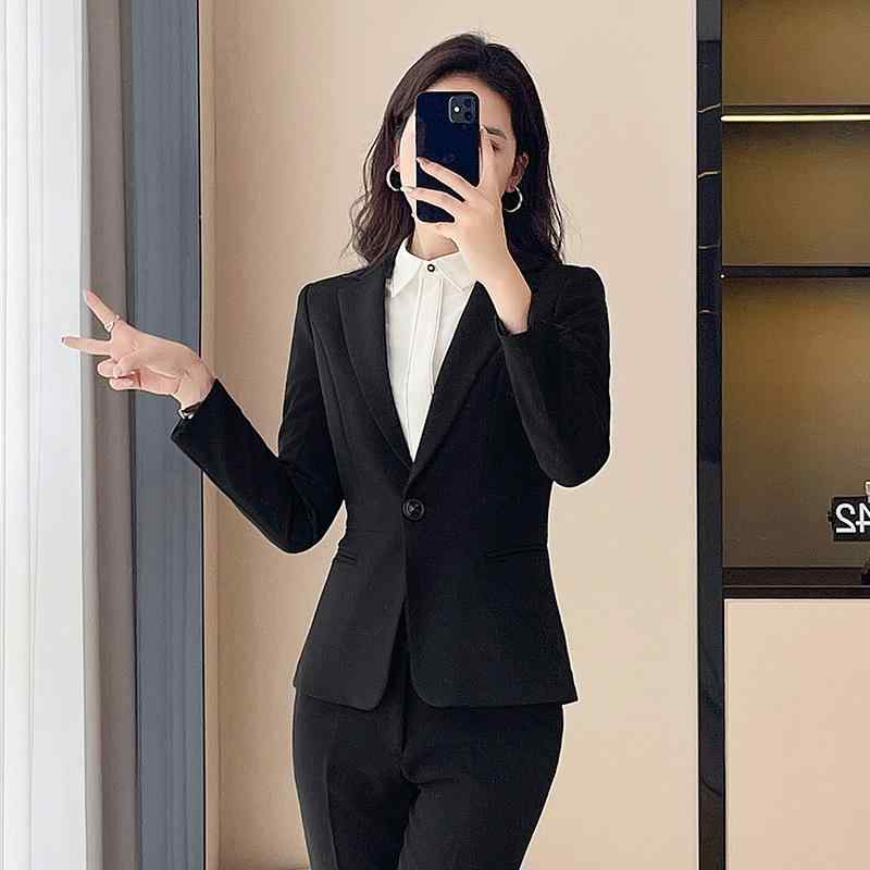 パンツスーツ レディース 女性用 セットアップ テーラードジャケット スラックス きれいめ 美脚 無地 シンプル 襟 長袖 ポリエステル 高級感 エレガント 秋冬 通勤 オフィス 事務服 黒