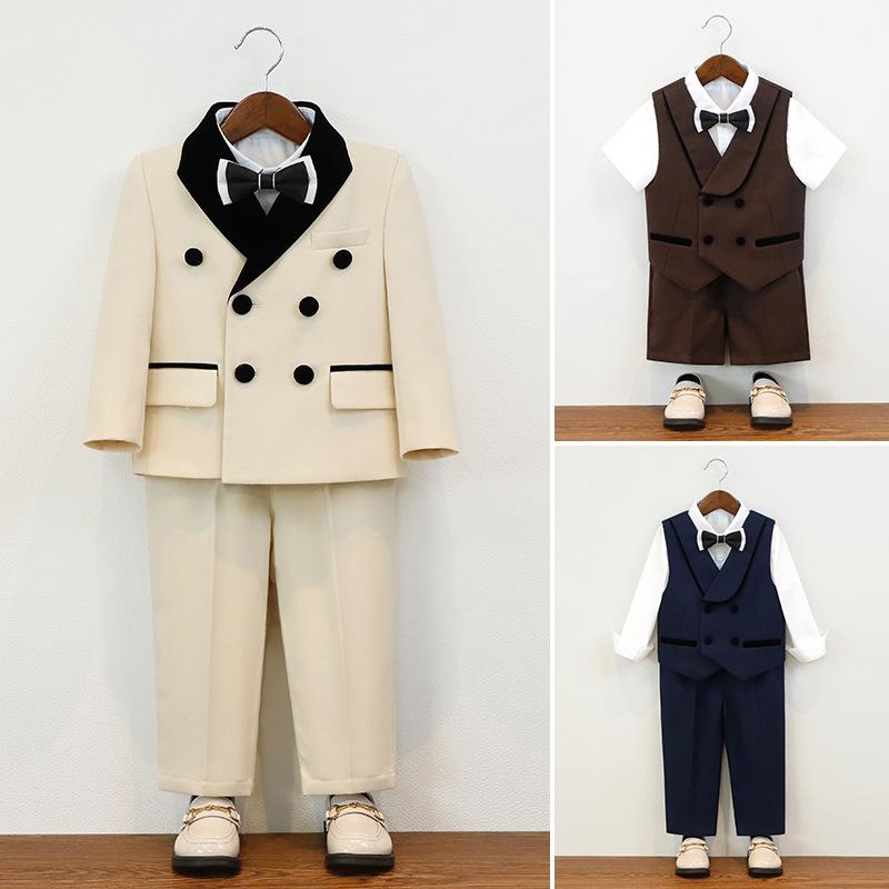 スーツ 男の子 ベビー キッズ ジュニア フォーマル セットアップ ベスト シャツ パンツ 蝶ネクタイ 結婚式 発表会 演奏会 英国風 ダブルボタン クラシック 通気性 春夏 ベージュ ネイビー ブラウン 高級感 かわいい