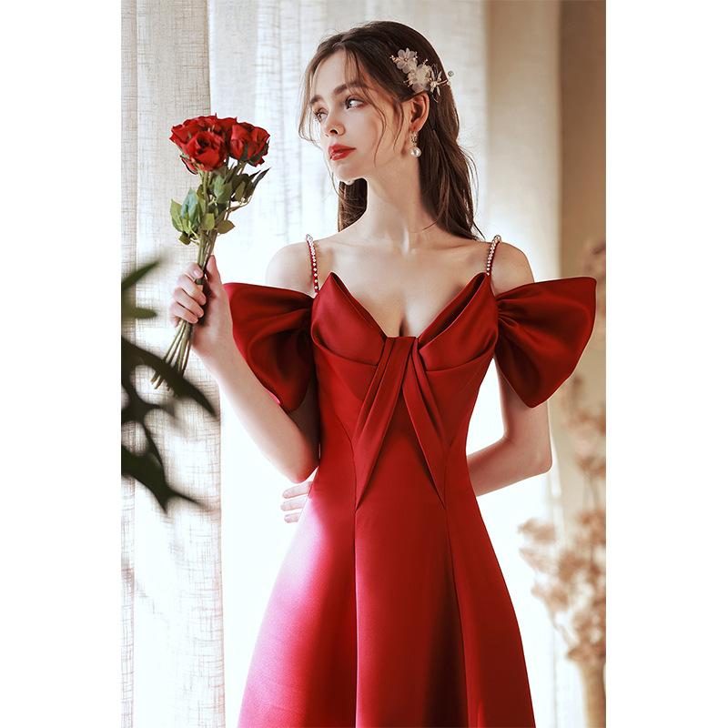 寄りあいお召しもの レディース ロング 衣装 春夏 花嫁御寮 御芽出度 交歓会 二次会 繻子 御前上等感 ぶどう酒赤いこと A生産ライン 御機嫌酉の方角 雅びやか 雅びやか フォーマル ノースリーブ 後ろ側編み上げ 盛りだくさんレングス 好いたらしいめ 無地