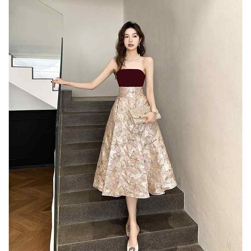 ドレス レディース 結婚式 披露宴 パーティー ワンピース ミモレ丈 Aライン ベアトップ ビスチェ ワインレッド ブラック 春夏 高級感 フォーマル 背中編み上げ ノースリーブ シェニール素材 ストレッチ 小さいサイズ
