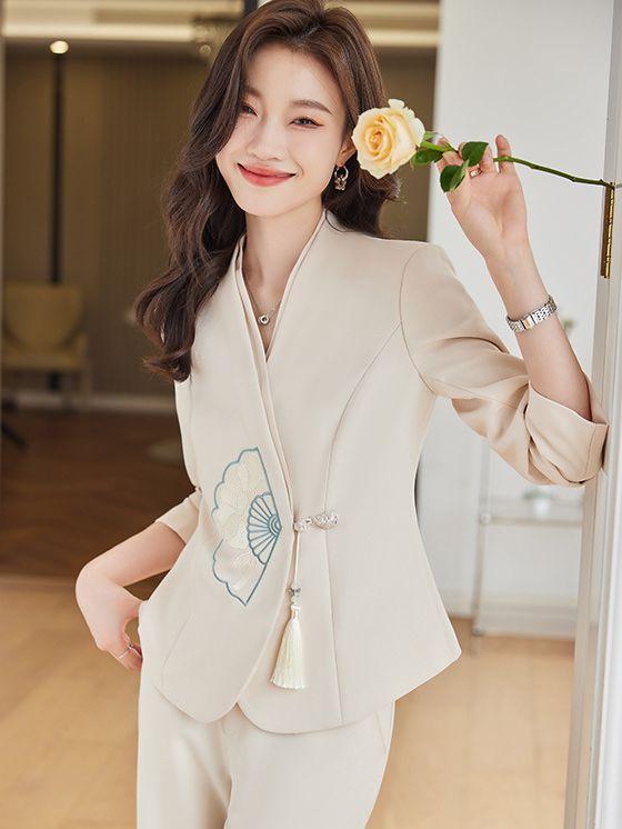 セットアップ レディース チャイナ風 スーツ パンツスーツ 上下セット スタンドカラー マオカラー チャイナボタン 制服 ユニフォーム ウェア 美容師 飲食店 通勤 きれいめ 上品 高級感 無地 ポリエステル 春夏 アプリコット ブラック