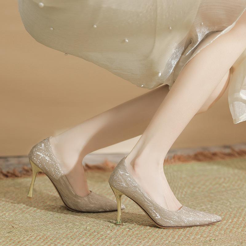 パンプス レディース 春夏 ハイヒール ポインテッドトゥ ピンヒール グリッター ラメ 脱げにくい 走れる 婦人靴 結婚式 パーティー 通勤 フォーマル ブライダル きれいめ 高級感 美脚 ゴールド シルバー