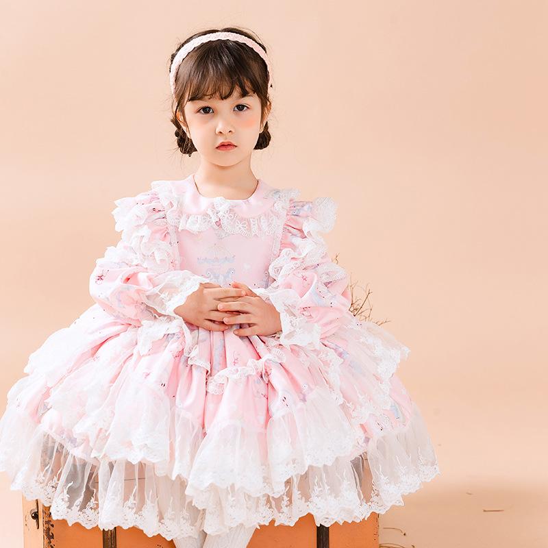 衣装 キッズ 赤ちゃん うしろ帯 ロリータ 御姫様 長袖 サクラ色 烏兎 スピード競技 フラウンス エスパニア風 告げ知らせる会 華燭の典 生まれ落ちる日 ドクウツギ パニエ 膝丈 A伝達ルート 綿 綿織物 ポリエステル 可愛らしい 飛び切り感 晴れ晴れしい 真っすぐ感
