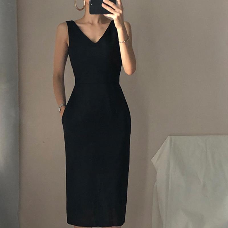 ワンピース レディース ロング丈 Vネック アセテート繊維 長袖 ブラック 黒 リトルブラックドレス 無地 着痩せ スリム Ａライン 上品 エレガント 通勤 普段使い お呼ばれ フォーマル きれいめ 高級感 フレンチスタイル フェミニン ミモレ丈 オー
