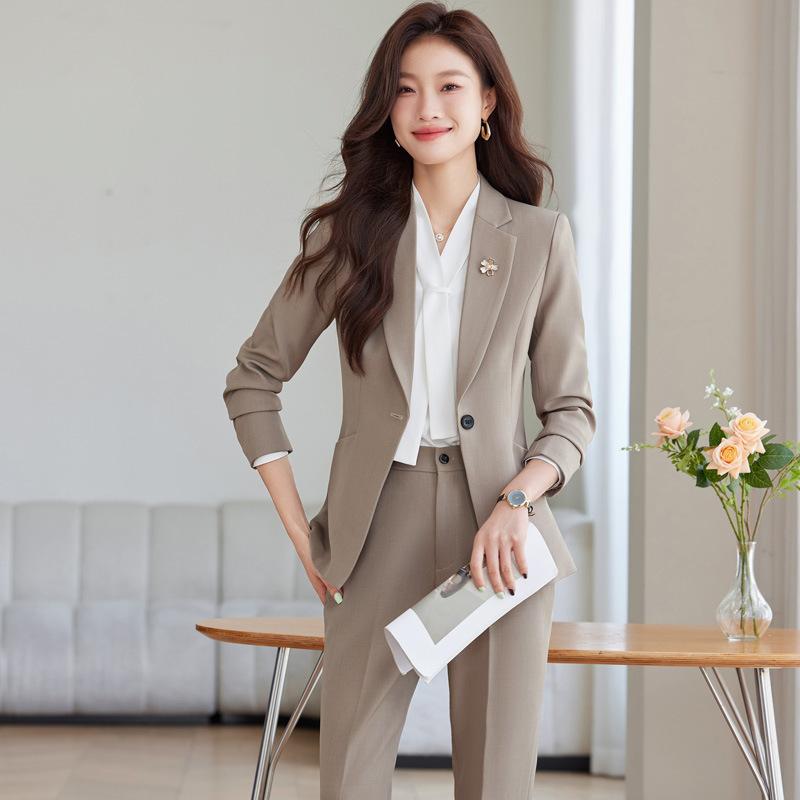 セットアップ レディース パンツスーツ フォーマル 事務服 制服 仕事着 受付 長袖 ロングパンツ 春秋 高級感 エレガント 上品 低身長 おしゃれ 着回し ポリエステル ビジネス 通勤 オフィス ブラック オートミール ワインレッド